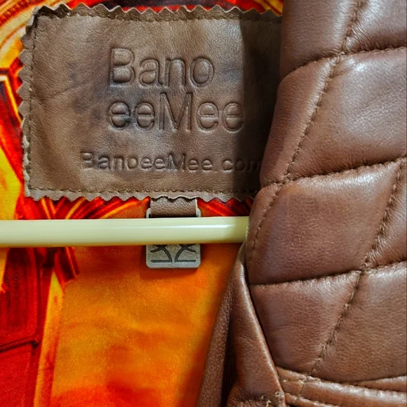 Cropped leather moto jacket - Picture 3 of 5